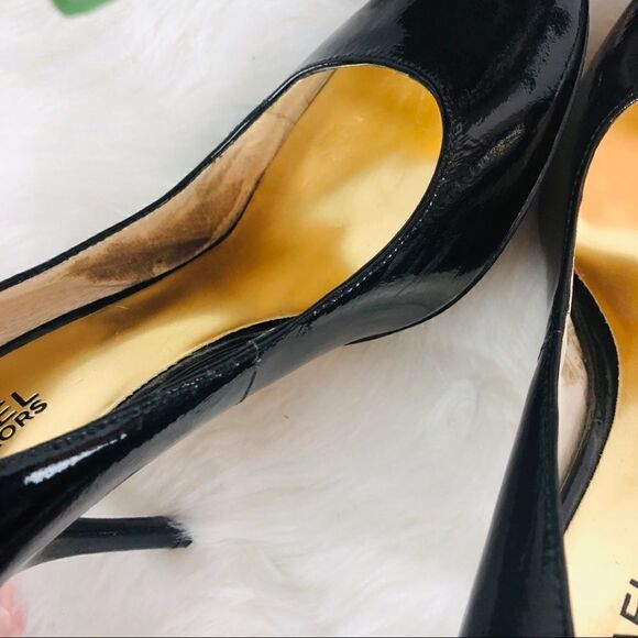 Michael Kors Black high heels Sz. 7M - Picture 6 of 7
